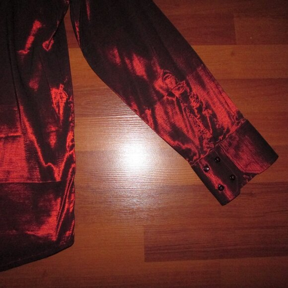 Grapes Shiny Metallic Deep Red Shirt - Large - Picture 6 of 9